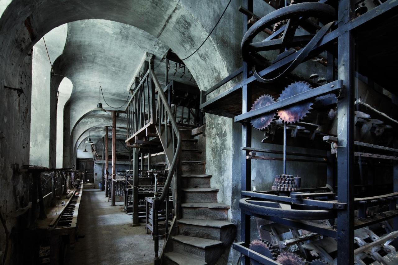 Ancienne Fabrique De Soie A La Galiciere Acomodação com café da manhã Chatte Exterior foto